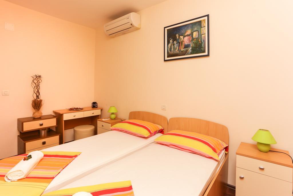 Stone House Apartment Ragusa Esterno foto