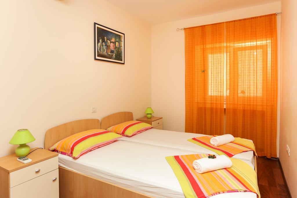 Stone House Apartment Ragusa Esterno foto